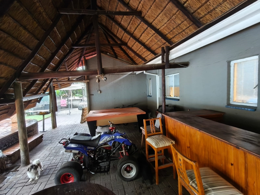 4 Bedroom Property for Sale in Safari Gardens North West